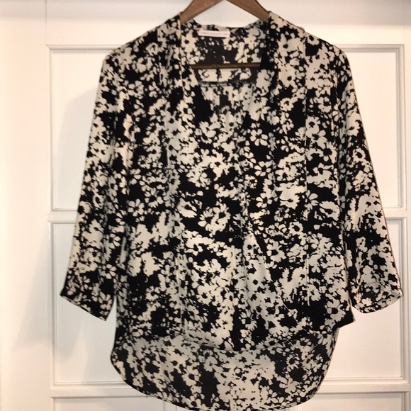 Three Eighty Two Tops - Three Eighty Two Black & White Floral Blouse B13